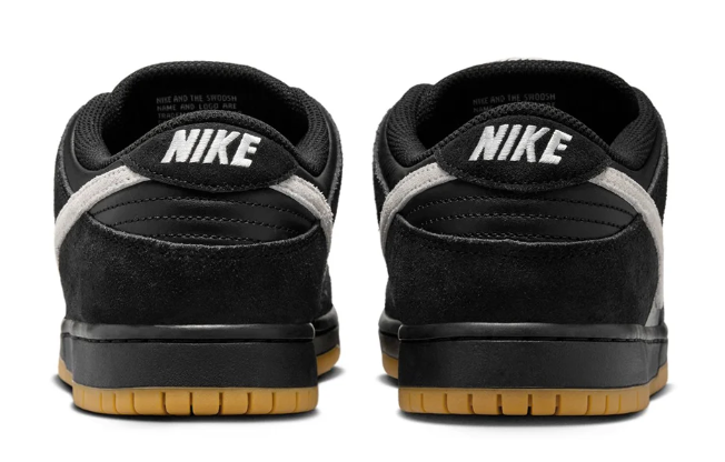 Nike SB Dunk Low Pro Black / White