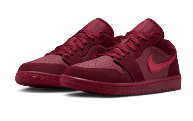 Air Jordan 1 Low SE 'Valentine's Day'