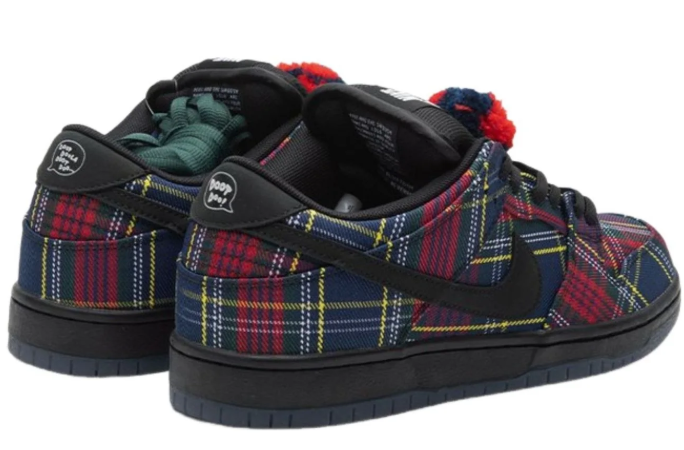 Nike SB Dunk Low x Nardwuar 'Tartan' II1493-600