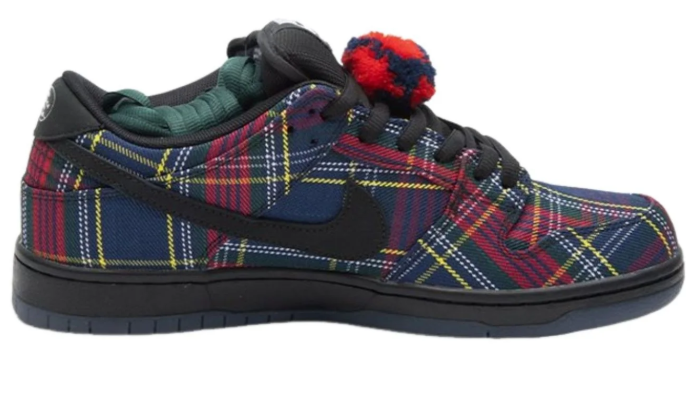 Nike SB Dunk Low x Nardwuar 'Tartan' II1493-600