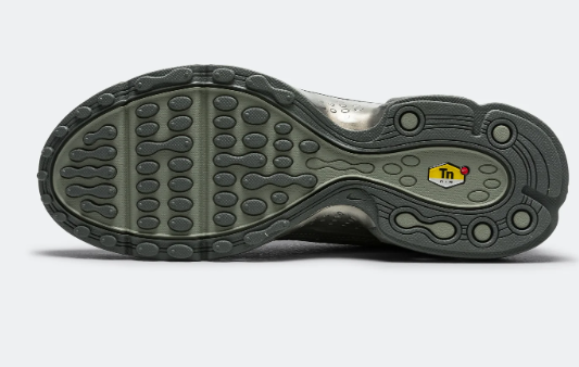 Nike Air Max Plus VII 'Iron Grey' (IQ0282-084)
